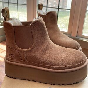 UGG w neumel platform chelsea